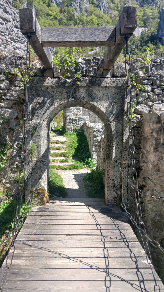 Old enter doors to Castle Kamen - Slovenia