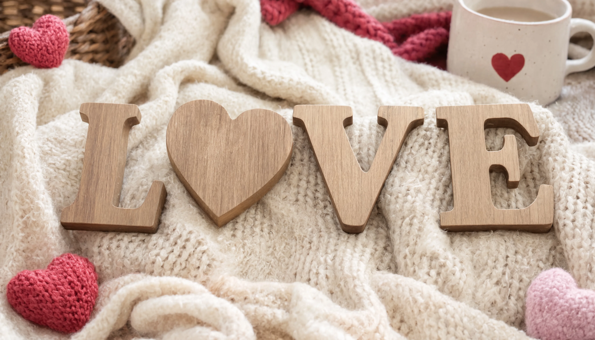 Wooden LOVE On Knits